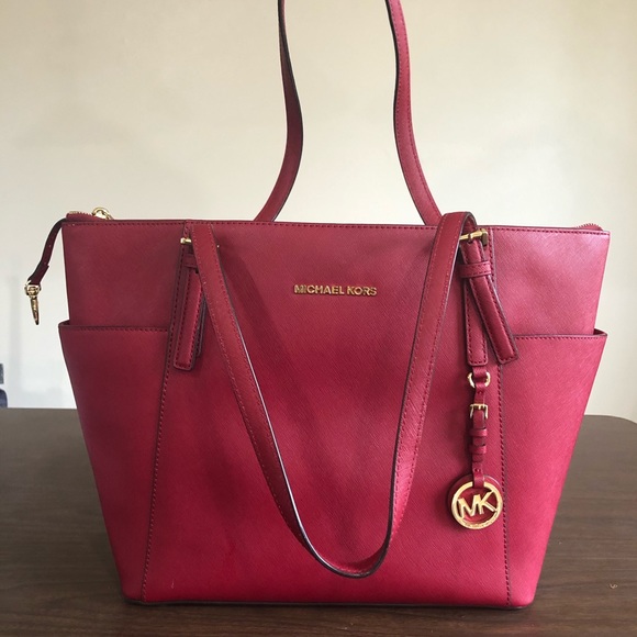 Michael Kors Jet Set Large Crossgrain 